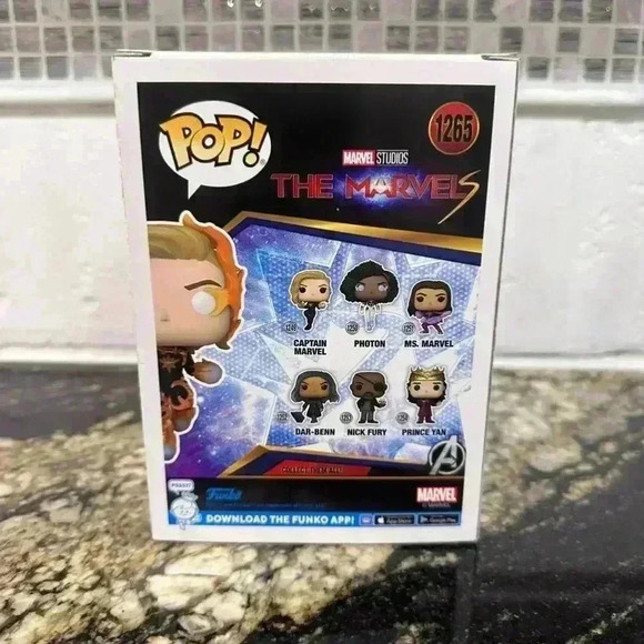 Funko Pop! Marvel The Marvels Captain Marvel Orange Figure - Picture 5 of 11